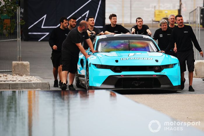 #88 Proton Competition Ford Mustang LMGT3: Giorgio Roda, Mikkel Pedersen, Dennis Olsen