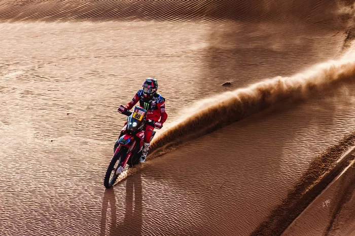 #88 Monster Energy Honda Team 2022: Joan Barreda Bort