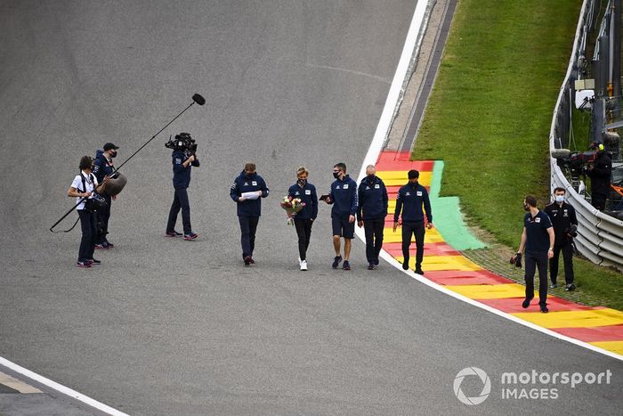 Pierre Gasly, AlphaTauri and Daniil Kvyat, AlphaTauri walk the track 