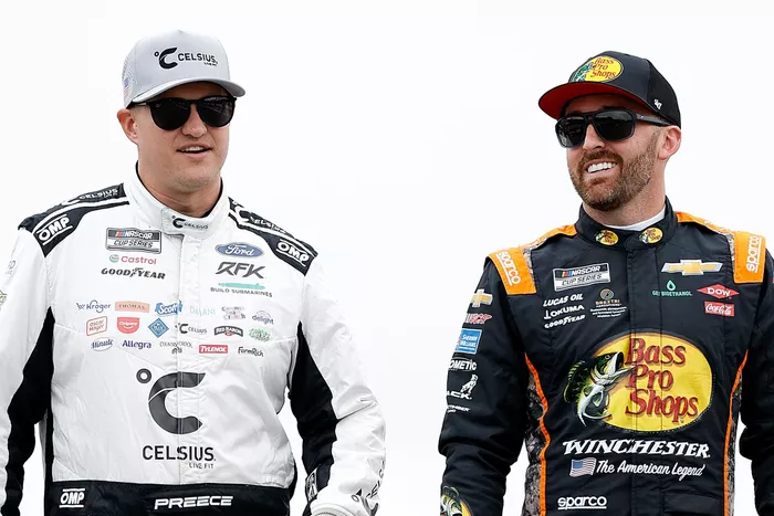 Ryan Preece, Roush Fenway Keselowski Racing Ford, Austin Dillon, Richard Childress Racing Chevrolet
