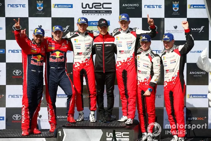 Podio: il vincitore Ott Tänak, Martin Järveoja, Toyota Gazoo Racing WRT Toyota Yaris WRC, il secondo classificato Esapekka Lappi, Janne Ferm, Citroën World Rally Team Citroen C3 WRC, il terzo classificato  Jari-Matti Latvala, Miikka Anttila, Toyota Gazoo Racing WRT Toyota Yaris WRC