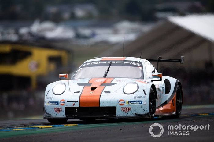 #86 Gulf Racing Porsche 911 RSR: Michael Wainwright, Benjamin Barker, Thomas Preining
