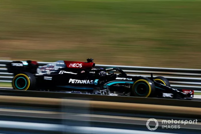 Lewis Hamilton, Mercedes W12