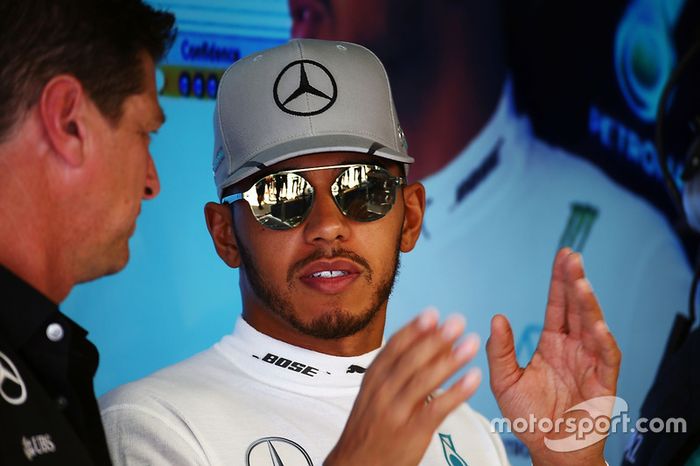 Lewis Hamilton conquistou a 60ª pole da carreira e o melhor desempenho dentro da Mercedes.