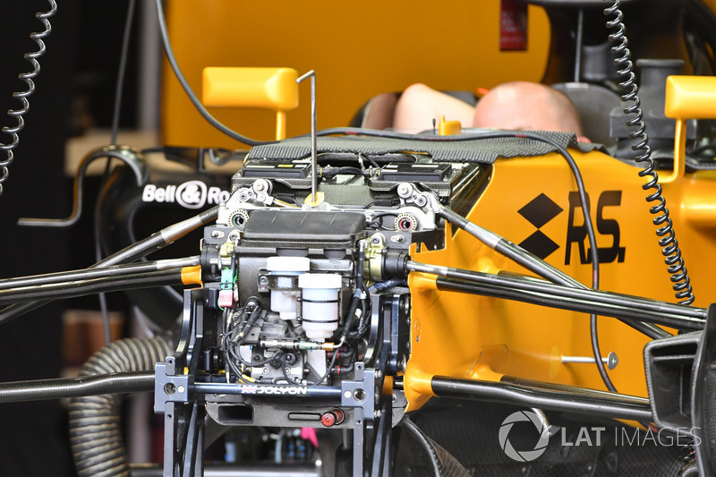 Châssis et aileron avant de la Renault Sport F1 Team RS17