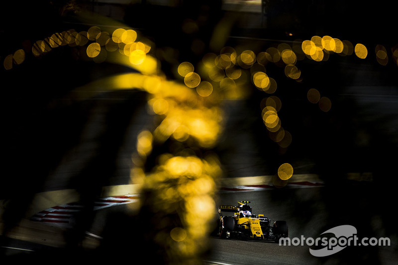 13e : Jolyon Palmer (Renault)