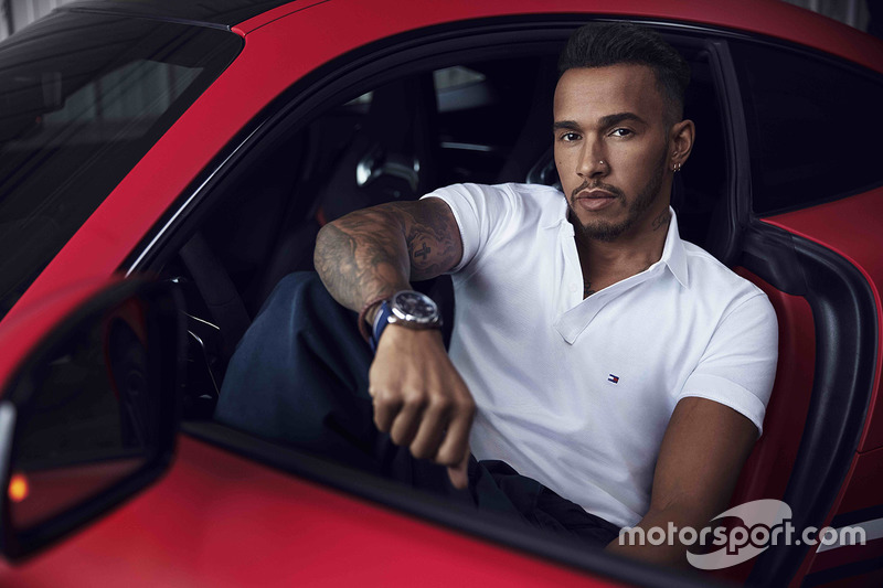 Photoshoot mode pour Lewis Hamilton et Tommy Hilfiger