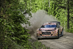Kris Meeke prueba el Citroën C3 WRC 2017