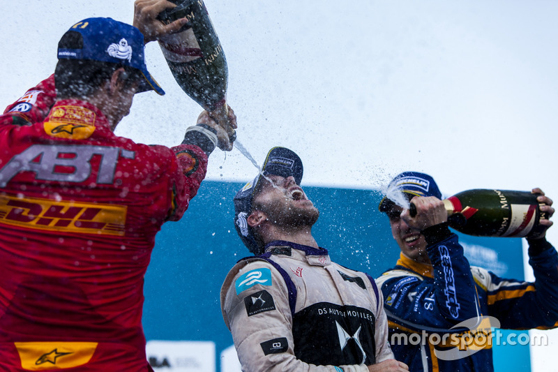 Podium: Winner Sam Bird, DS Virgin Racing Formula E Team; second place Sébastien Buemi, Renault e.Da