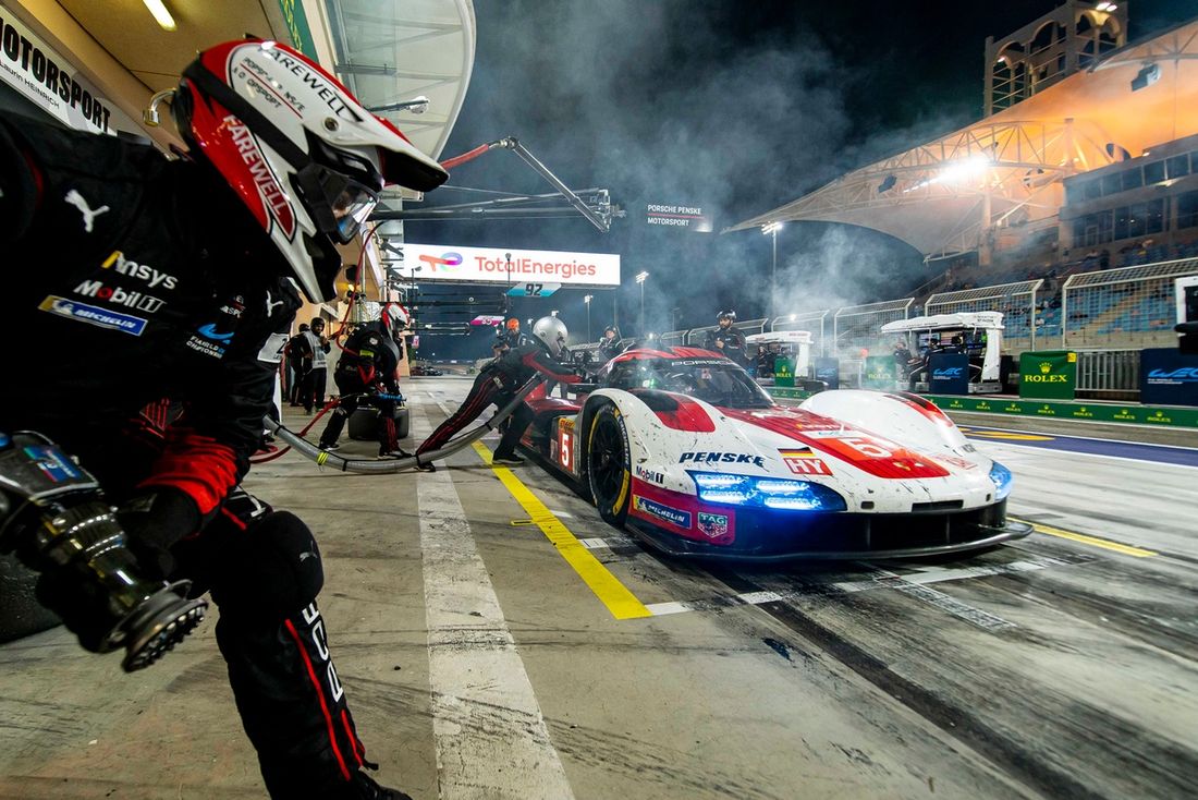 #5 Porsche Penske Motorsport Porsche 963: Julien Andlauer, Michael Christensen, Nico Muller