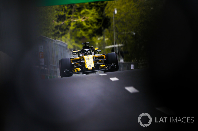 <img src="https://cdn-1.motorsport.com/static/custom/car-thumbs/F1_2018/TESTS/renault.png" alt="" width="250" /> Renault