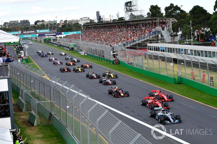 Salida: Lewis Hamilton, Mercedes-AMG F1 W09 EQ Power 