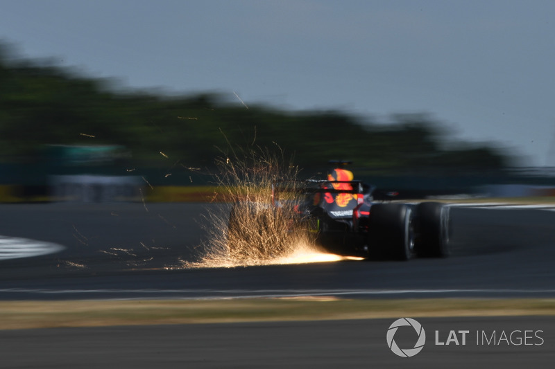 6: Daniel Ricciardo, Red Bull Racing RB14, 1'27.099