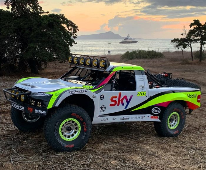 Jenson Button, Chris Buncombe, Maz Fawaz, Chevrolet 