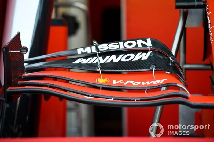 Detalle del alerón delantero del Ferrari SF90