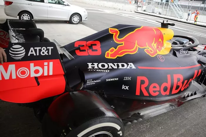 Red Bull Racing RB15