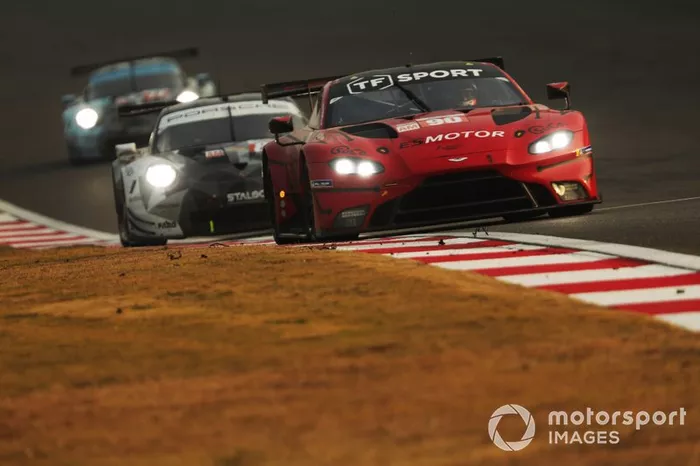 #90 TF Sport Aston Martin Vantage: Salih Yoluc, Charles Eastwood, Jonathan Adam 