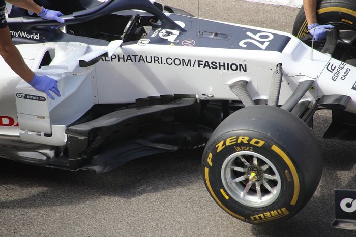 Pontones del AlphaTauri AT01