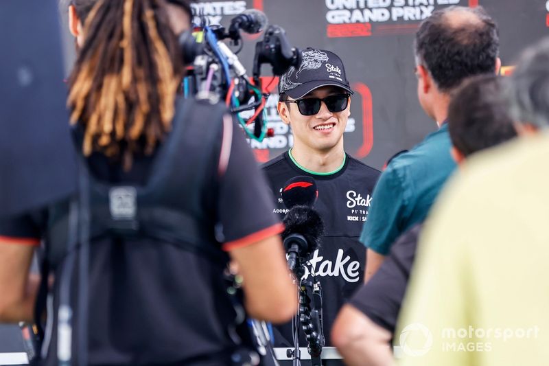 Zhou Guanyu, Stake F1 Team KICK Sauber