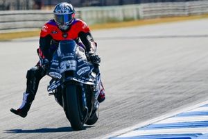 Lorenzo Savadori, Aprilia Racing