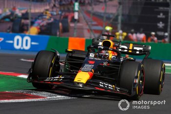 Verstappen gana el GP de México, Checo Pérez abandonó