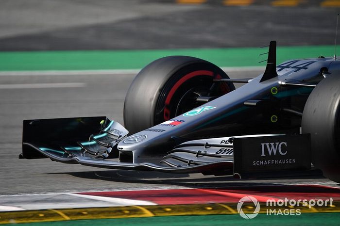 Morro y alerón del Mercedes-AMG F1 W10