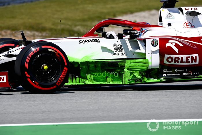 Parafina en el monoplaza de Kimi Raikkonen, Alfa Romeo Racing C41