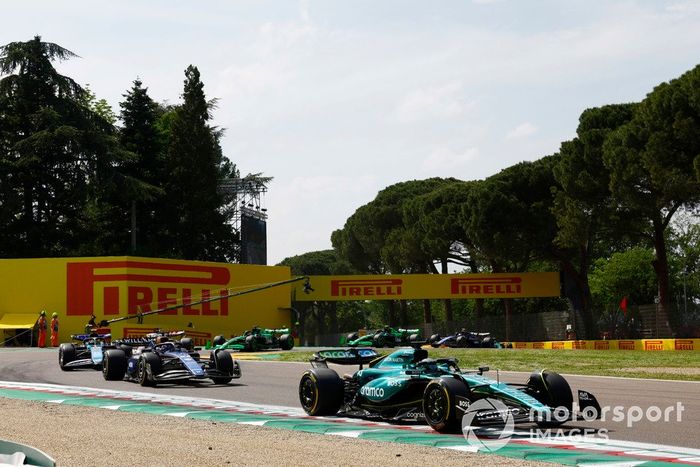 Lance Stroll, Aston Martin AMR24, Alex Albon, Williams FW46, Pierre Gasly, Alpine A524