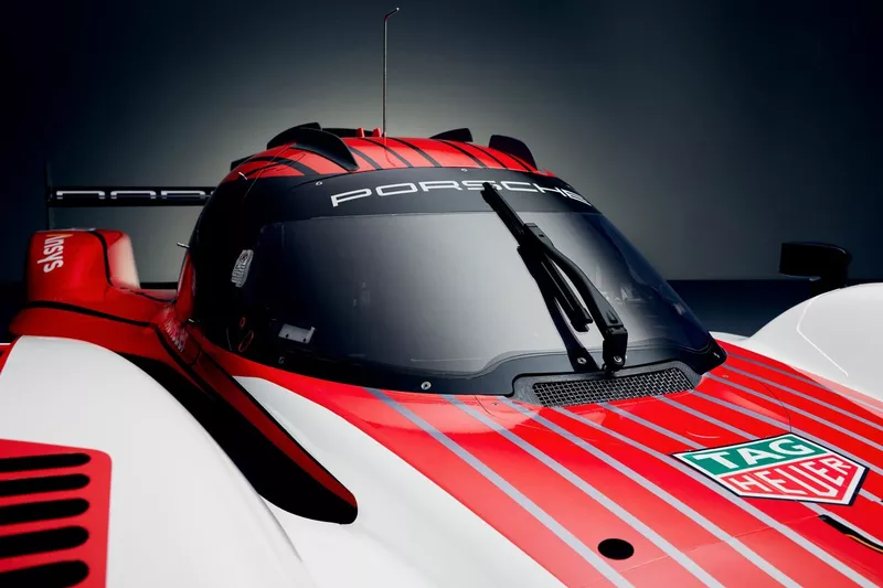 Porsche 963
