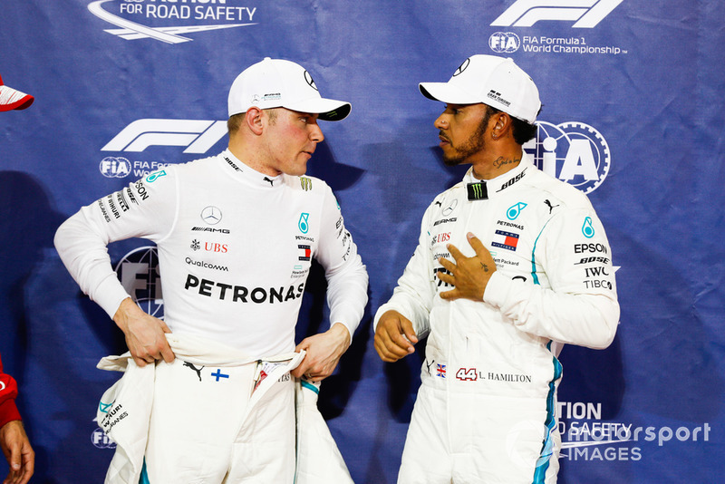 Valtteri Bottas, Mercedes AMG F1 y Lewis Hamilton, Mercedes AMG F1