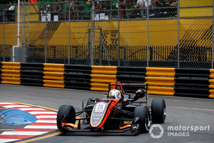 Sophia Flörsch, Van Amersfoort Racing