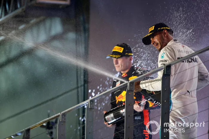 Max Verstappen, Red Bull Racing, Lewis Hamilton, Mercedes AMG F1