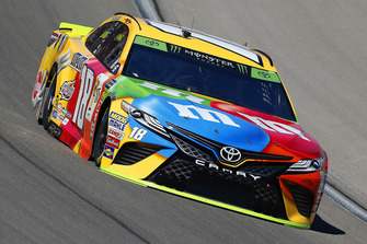 Kyle Busch, Joe Gibbs Racing, Toyota Camry M&M's