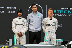 Льюіс Хемілтон, Mercedes AMG F1, виконавчий директор Mercedes AMG F1 Тото Вольфф, Ніко Росберг, Merc