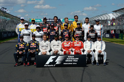 La foto di gruppo dei piloti di inizio stagione