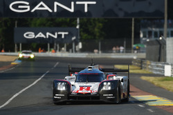 #2 Porsche Team Porsche 919 Hybrid: Тімо Бернхард, Ерл Бембер, Брендон Хартлі