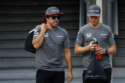 Фернандо Алонсо, McLaren, Стоффель Вандорн, McLaren