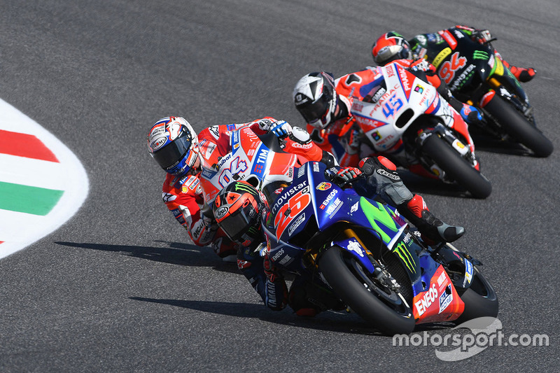 Maverick Viñales, Yamaha Factory Racing; Andrea Dovizioso, Ducati Team; Scott Redding, Pramac Racing