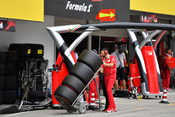 Ferrari mechanic and Pirelli tyres