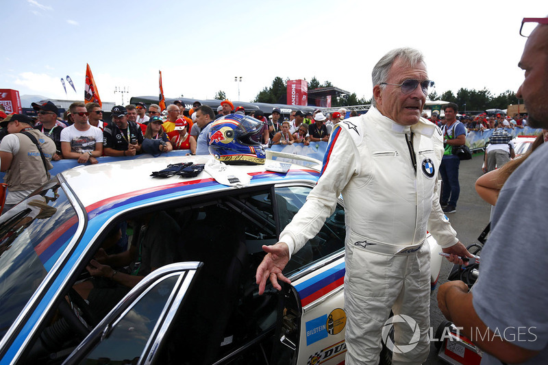 El piloto de BMW Dieter Quester