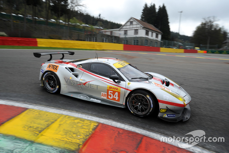 #54 Spirit of Race Ferrari 488 GTE: Thomas Flohr, Francesco Castellacci, Miguel Molina