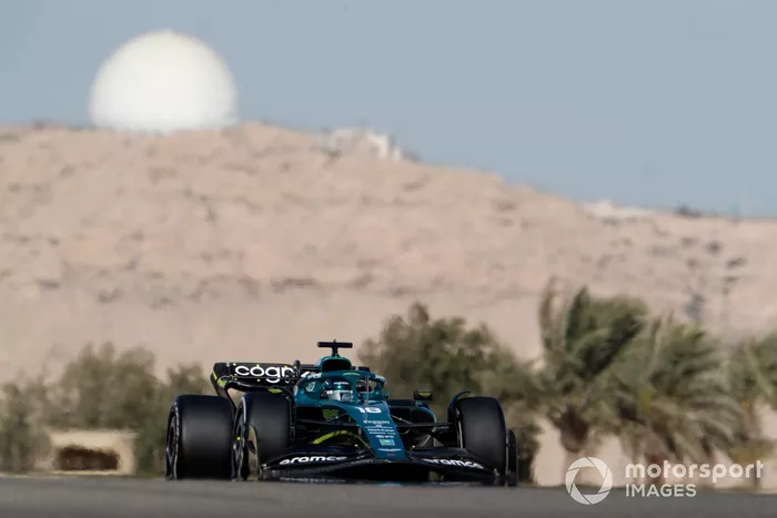 Lance Stroll, Aston Martin AMR22