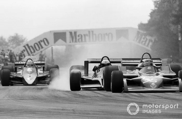 Elio de Angelis, Shadow DN9 s'accidente dans l'arrière de Bruno Giacomelli, Alfa Romeo 177