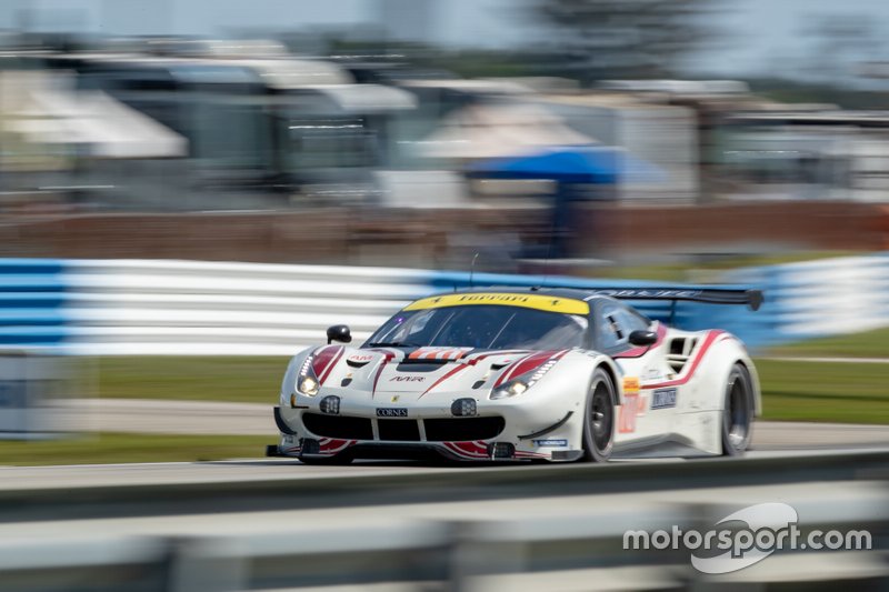 #70 MR Racing Ferrari 488 GTE: Motoaki Ishikawa, Olivier Beretta, Eddie Cheever