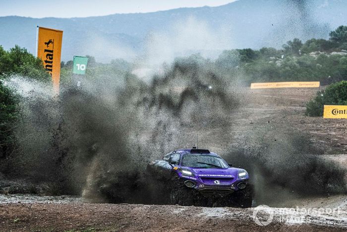 Cristina Gutiérrez, Sebastien Loeb, X44