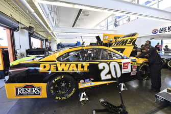 Erik Jones, Joe Gibbs Racing, Toyota Camry DeWalt