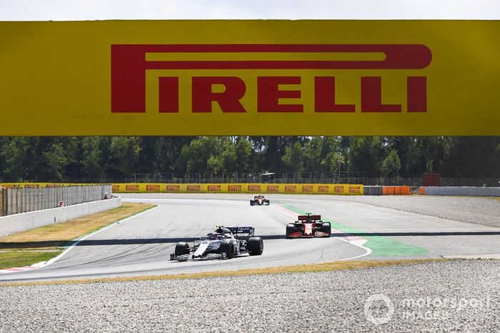 Pierre Gasly, AlphaTauri AT01, Charles Leclerc, Ferrari SF1000