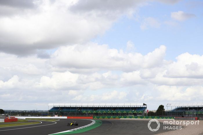 Esteban Ocon, Renault F1 Team R.S.20