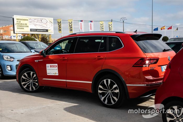 II Curso de Conducción y Nuevas Tecnologías BOSCH - Motor1.com España - Motorsport.com 