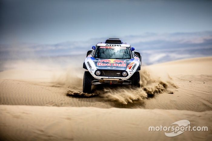 #300 X-Raid Mini JCW Team: Carloz Sainz, Lucas Cruz